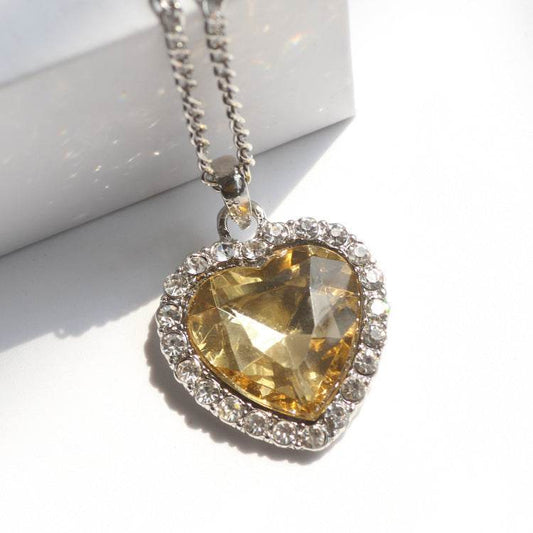 Crystal Heart Necklace - Stylish Multi-Purpose Jewelry for Every Occasion - Buy Center
