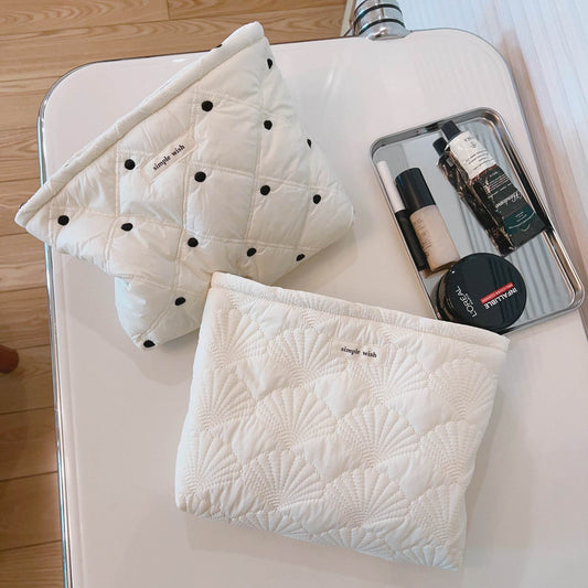 Women's Quilted Handbag - Soft Cotton Cosmetic Bag for Daily Use - Buy Center