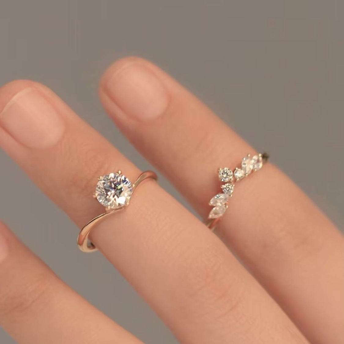Buy Center Sanjie Rose Gold Couple Rings - Simple Alloy Set for Women - Buy Center