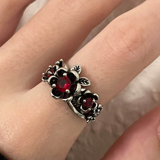 Women's Retro Red Zircon Ring - Vintage Flower Design Engagement Jewelry - Buy Center