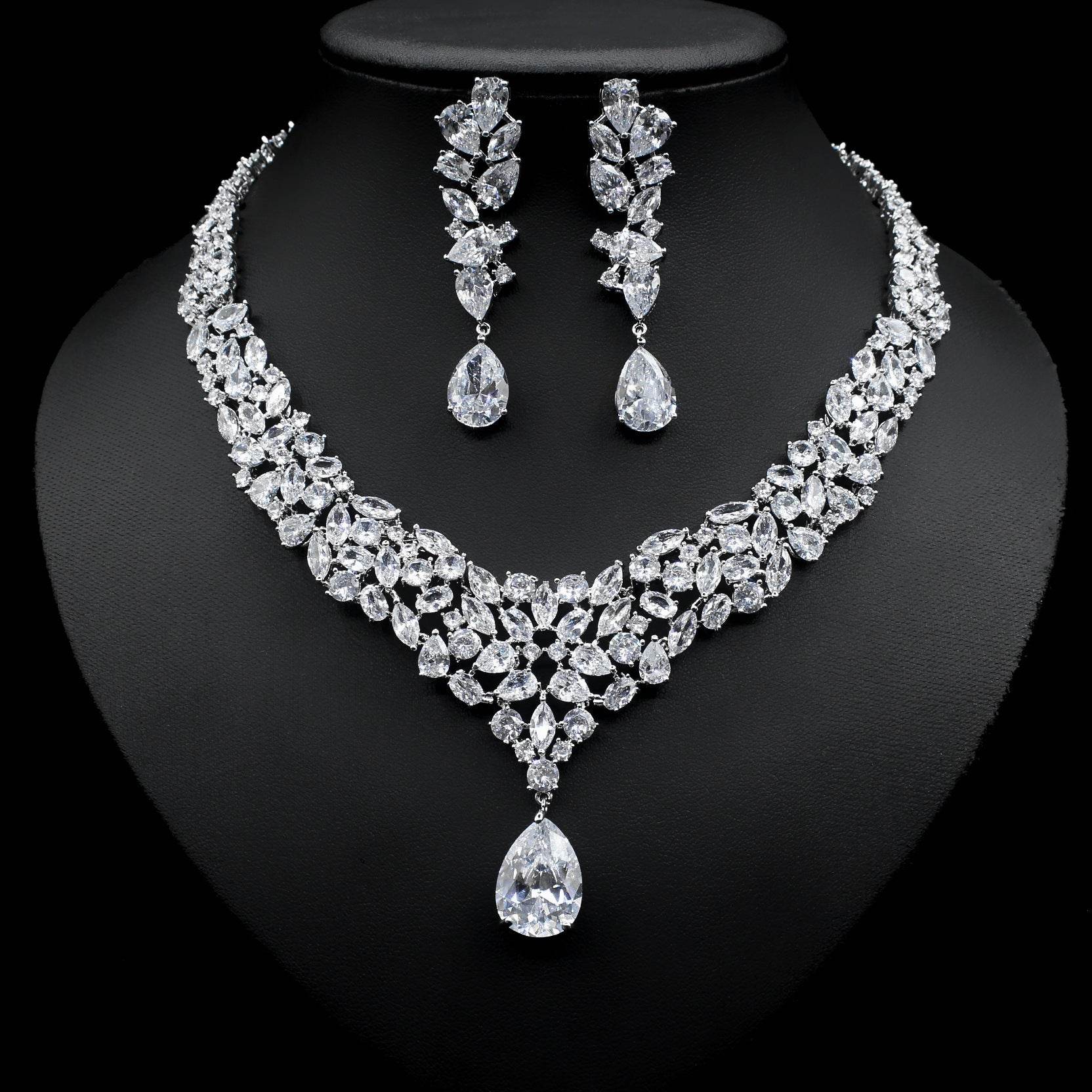 Buycenter Bridal Zircon Necklace & Earrings Set - Love Heart Design - Buy Center