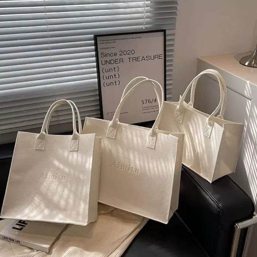 Stylish Women's Large Capacity Felt Handbag for Travel & Daily Use - Buy Center