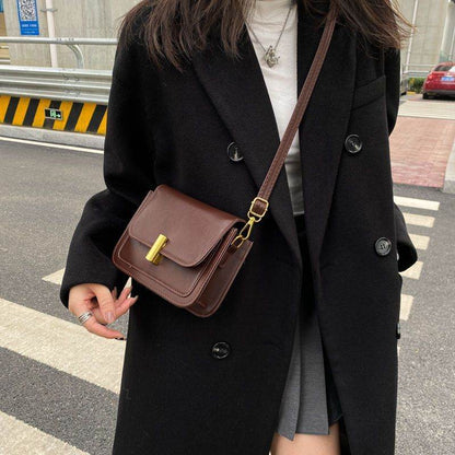 Women's Retro Shoulder Bag - Stylish Fashion Messenger for Daily Use - Buy Center