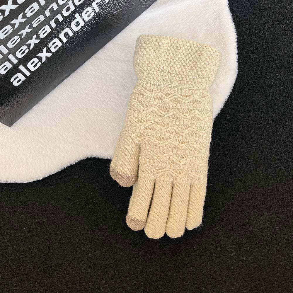 Women's Thick Velvet Gloves - Double-layer, Touchscreen Ready for Winter - Buy Center