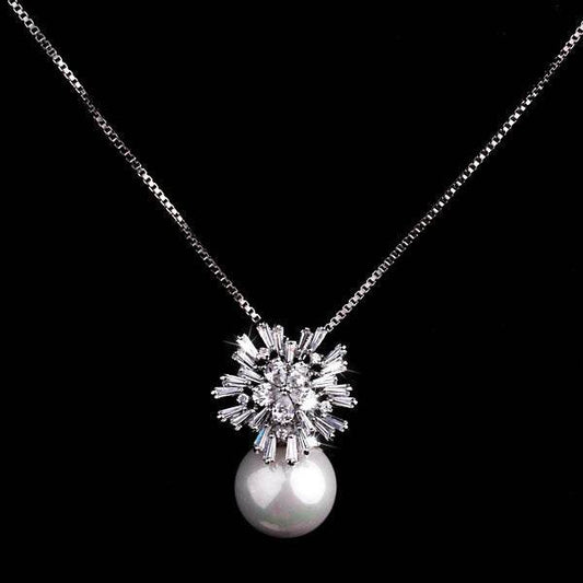 Elegant 18K Gold Plated Pearl Zircon Necklace - Sophisticated Jewelry Piece - Buy Center