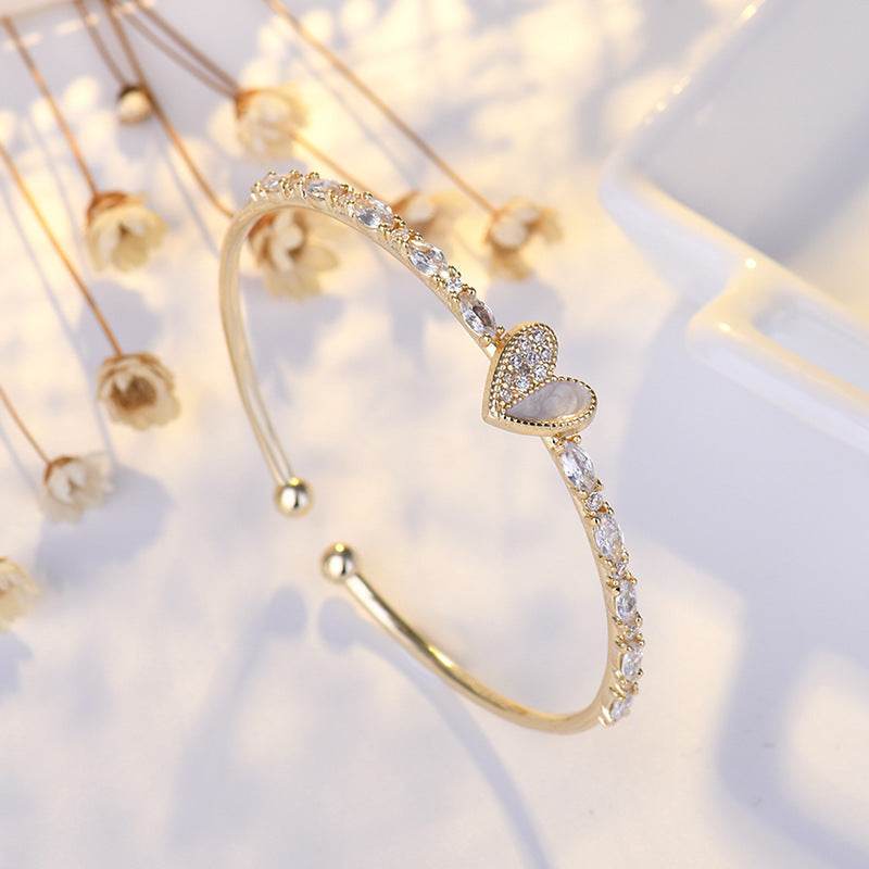 Buy Center Women's Heart-Shaped Love Bracelet - 14K Gold Plated - Buy Center