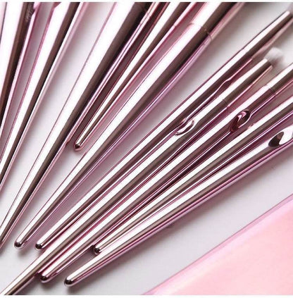 Premium Makeup Brush with Pink Clutch - Stylish Design for Flawless Finish - Buy Center