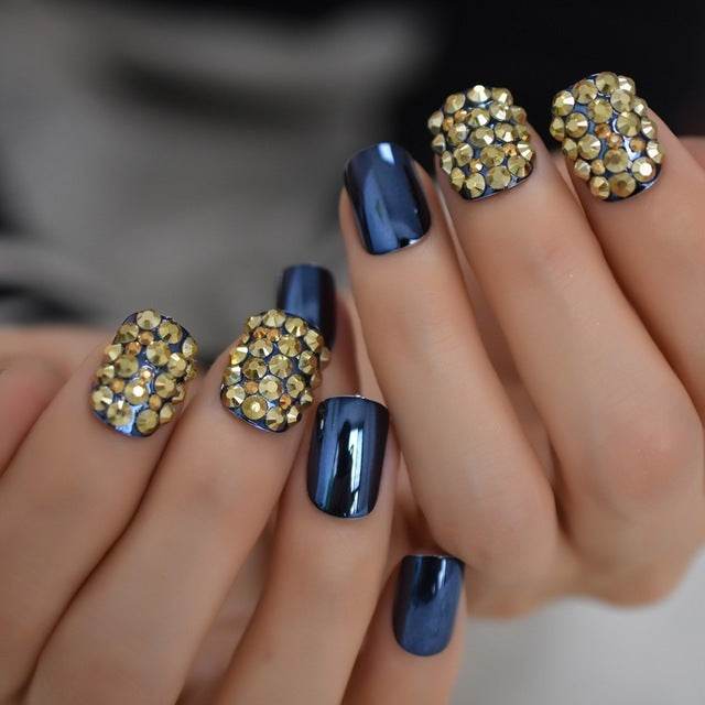 Metal False Nails for Women - Edgy Glamour Kits in Trendy Styles 2025 - Buy Center