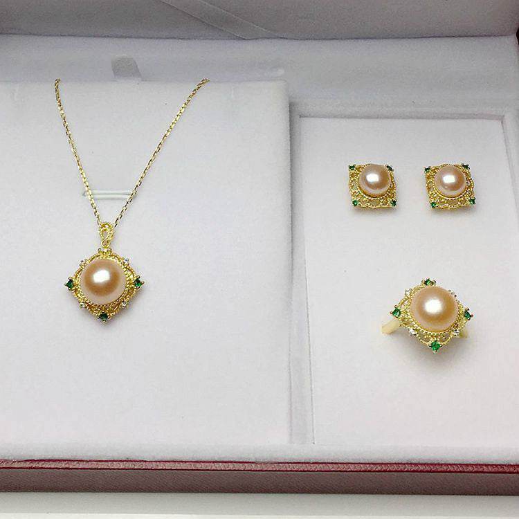 Elegant Freshwater Pearl Jewelry Set - Necklace, Earring, Ring & Pendant - Buy Center
