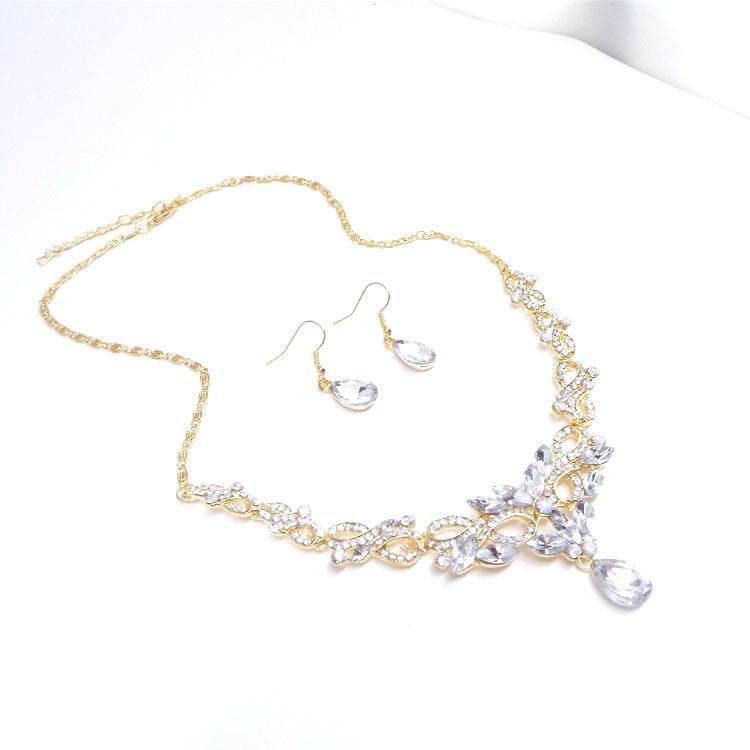 Elegant Women's Bow Necklace - Stylish Alloy Chain for Any Occasion - Buy Center