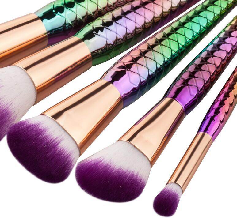 5-Piece Mermaid Makeup Brushes Set - Trendy Fish Design for Beauty Lovers - Buy Center