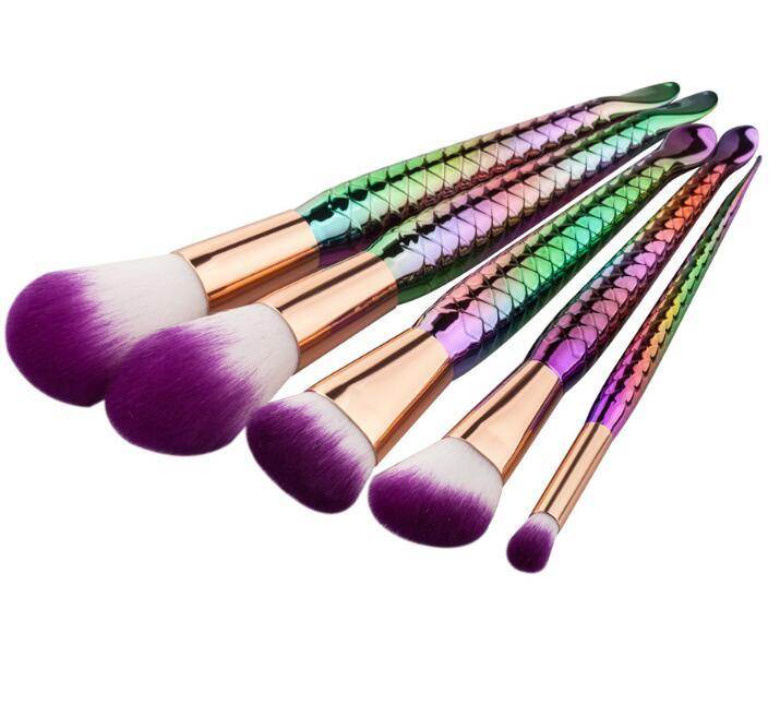 5-Piece Mermaid Makeup Brushes Set - Trendy Fish Design for Beauty Lovers - Buy Center