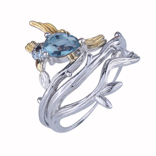 Vintage Two-Tone Pear-Shaped Ring - Diamonds & Bird Gold Design - Buy Center