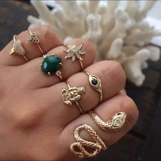 Exaggerated Emerald Snake Joint Ring Set - 7-Piece with Diamond Accents - Buy Center