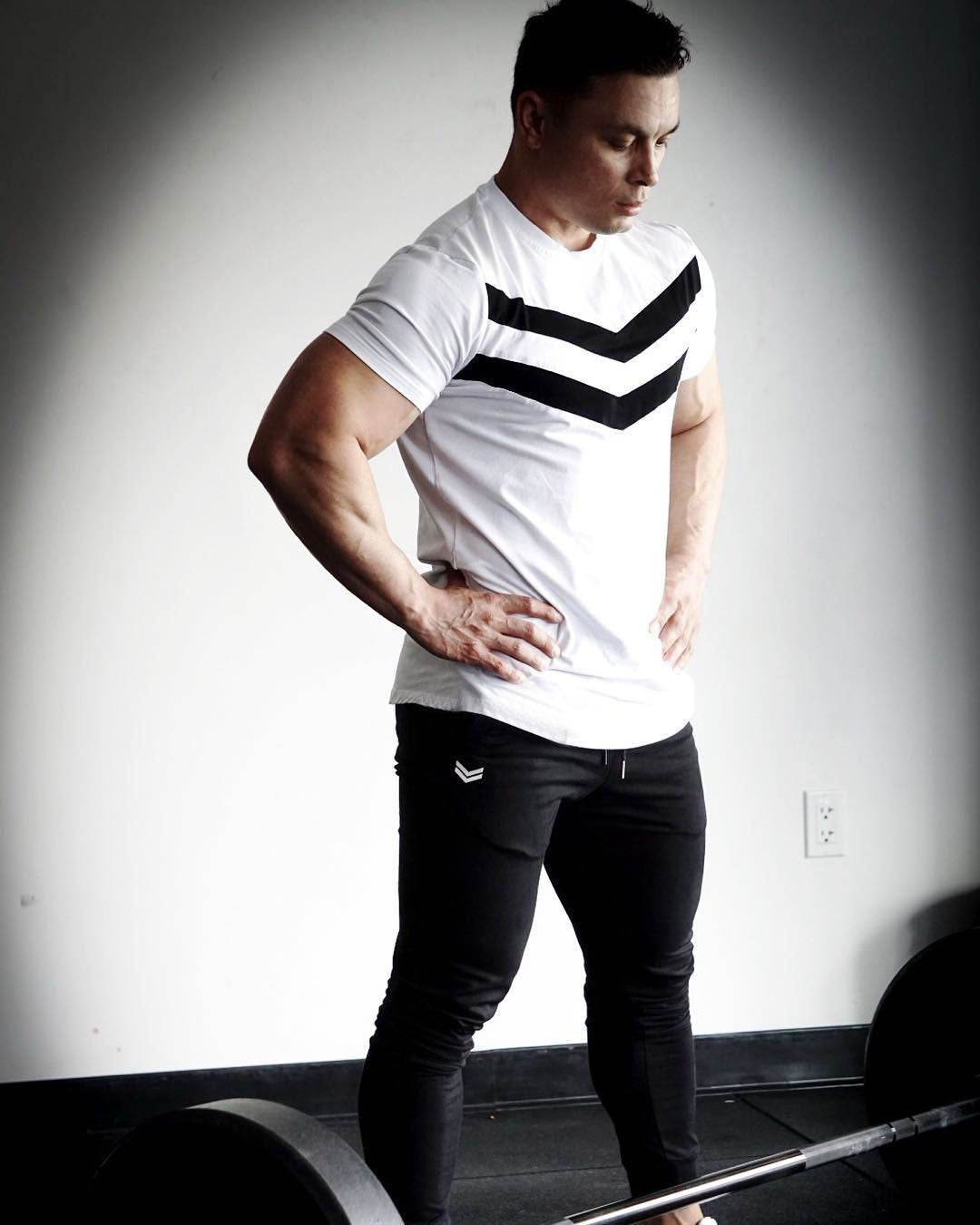 Buycenter Men's Striped Sports T-shirt - Summer Fitness Training Top - Buy Center