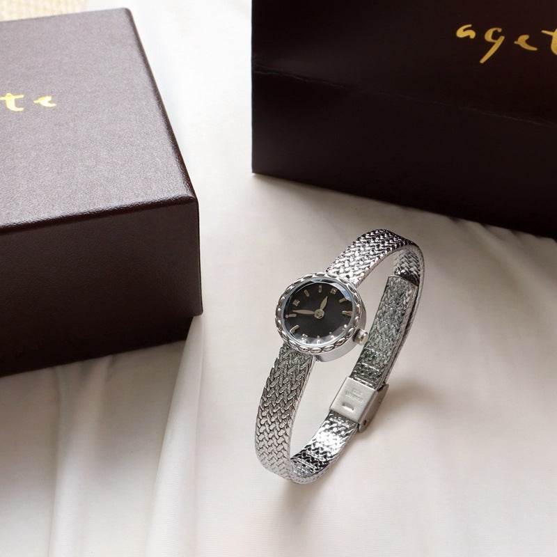 Buy Center Women's Retro Luxury Gold Watch - Elegant Small Design - Buy Center