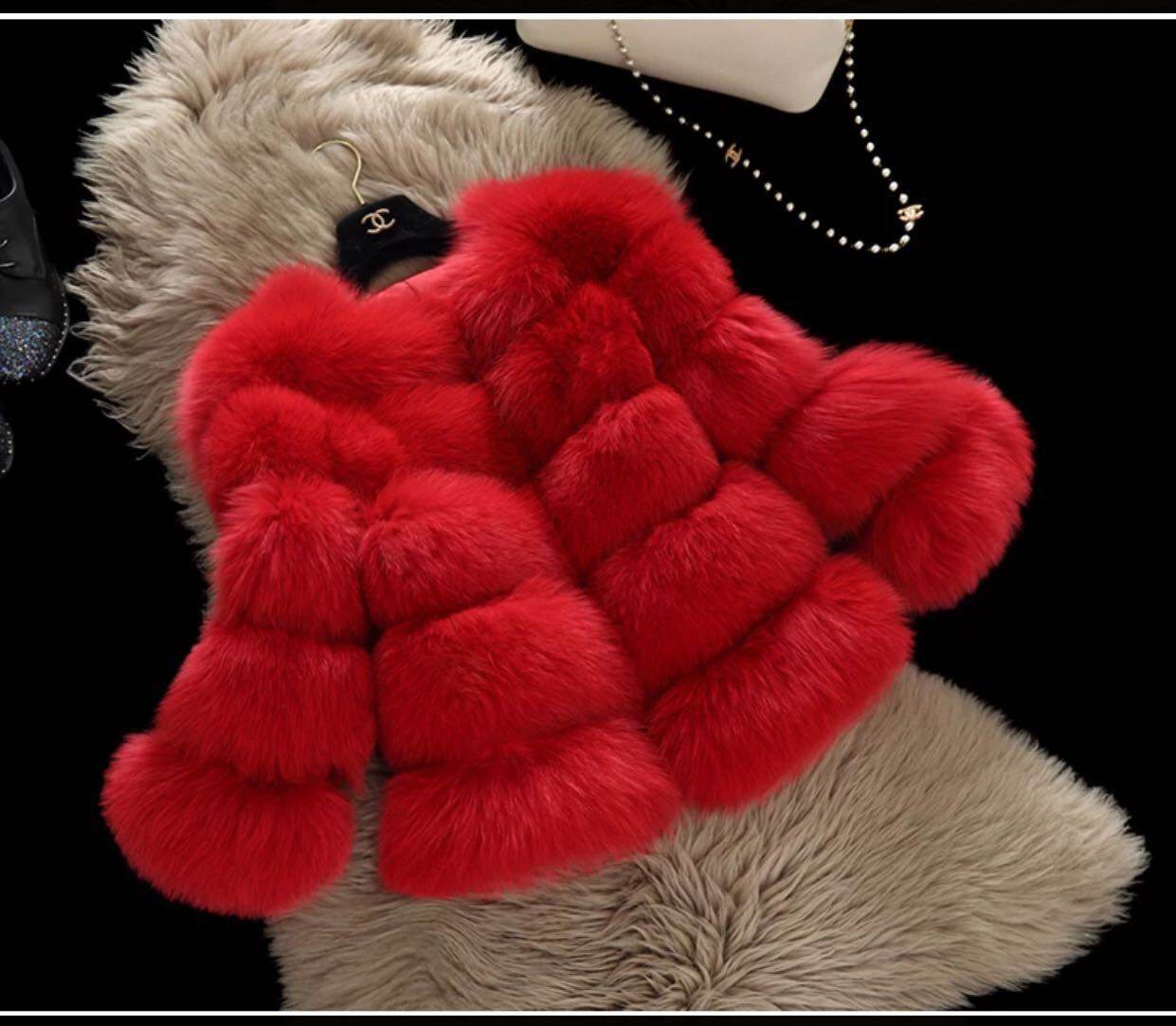 Buycenter Women's Fox Fur Cropped Coat - Slim Fit, Stylish Leisure Wear - Buy Center