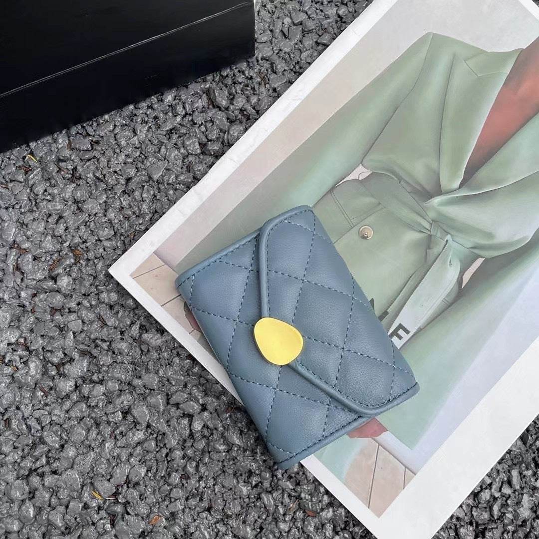 Women's Rhombus Leather Wallet - Compact Luxury in Trendy Colors - Buy Center