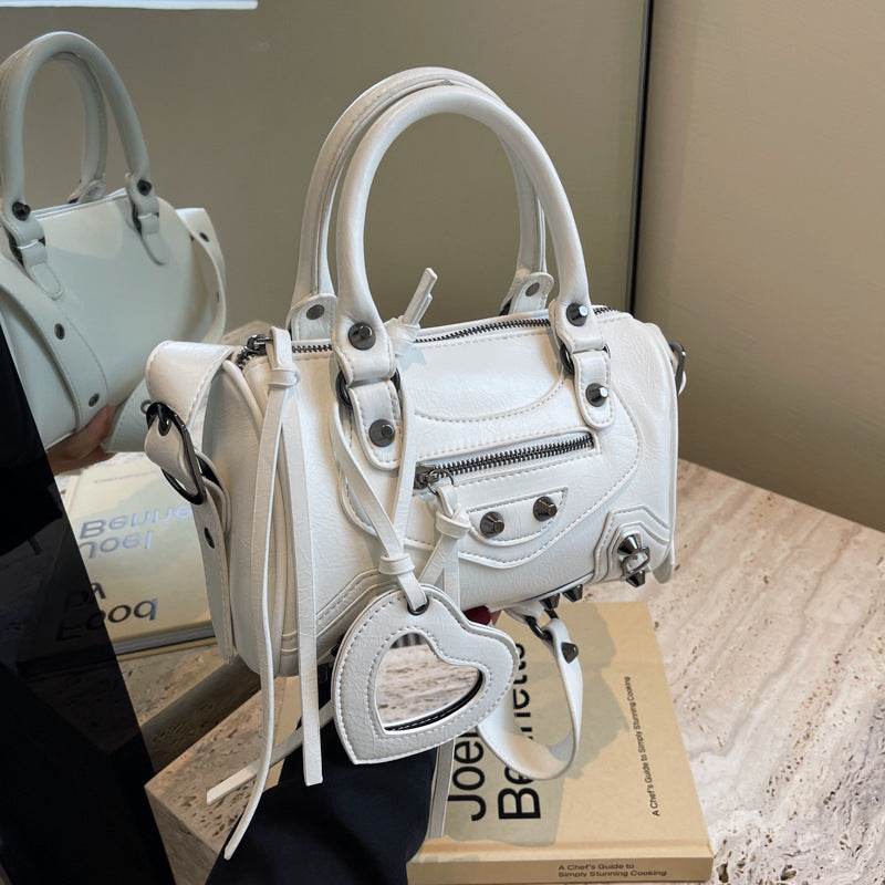 Buycenter Portable Tassel Crossbody Bag - Stylish Shoulder Tote for All Occasions - Buy Center