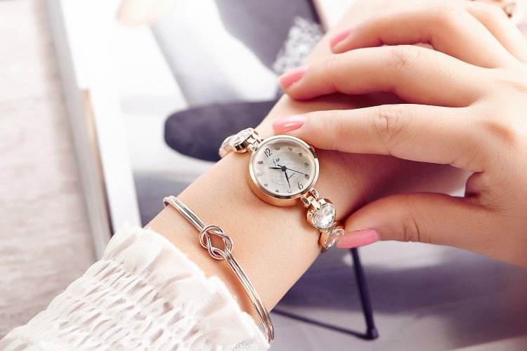 Buycenter Rhinestone Fashion Watch - Quartz Steel Belt for Women - Buy Center