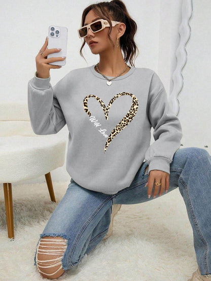 Leopard Wild Heart Pattern Sweatshirt Set - Trendy Pullover for Women - Buy Center