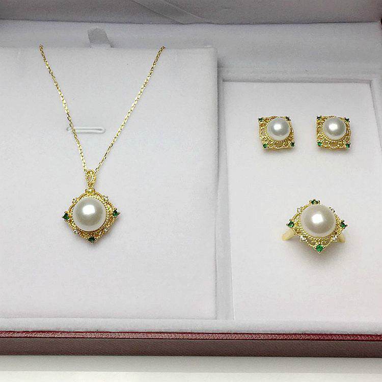 Elegant Freshwater Pearl Jewelry Set - Necklace, Earring, Ring & Pendant - Buy Center