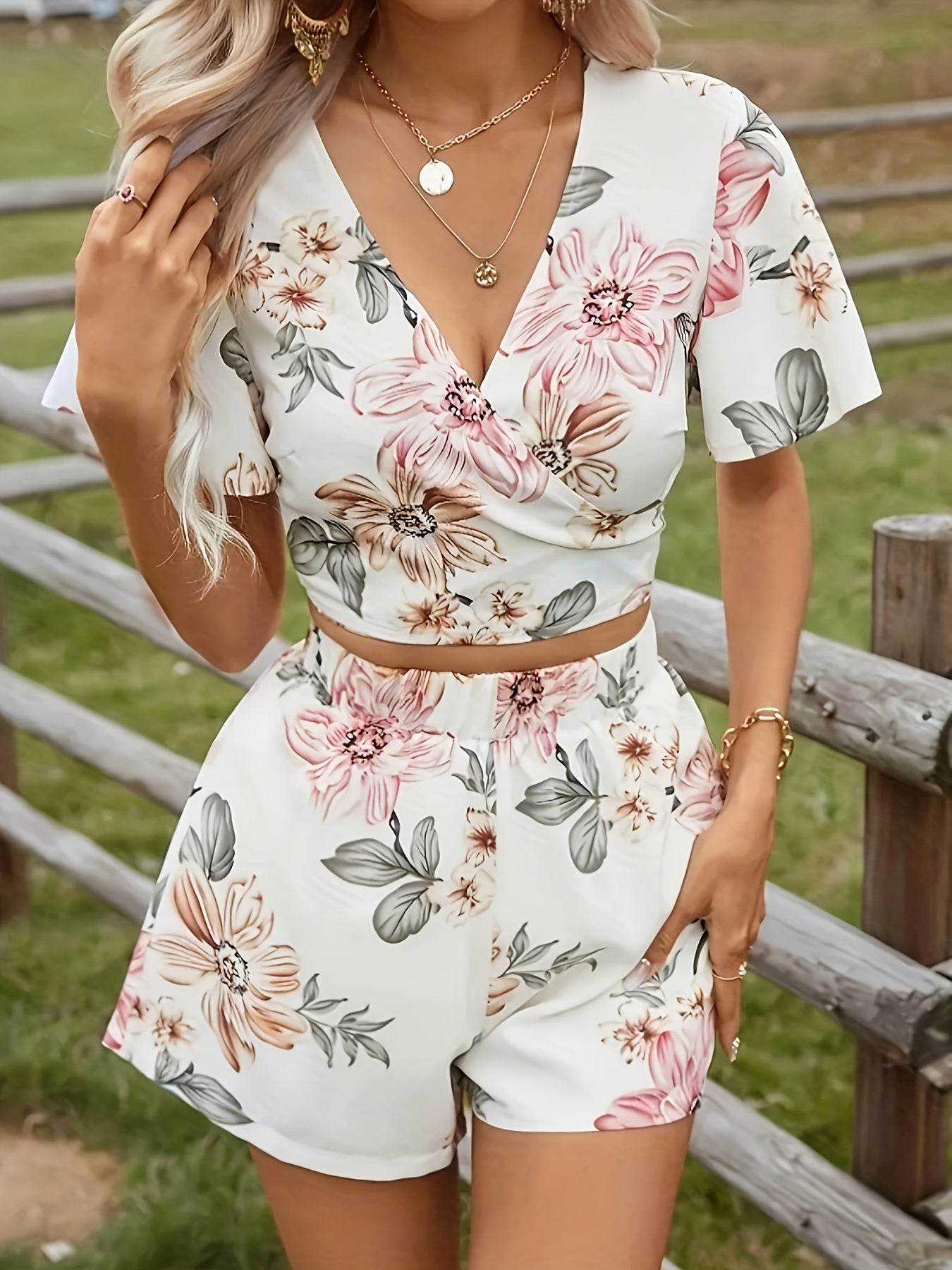 Women's Elegant White Floral Two-Piece Set - Crop Top & Shorts - Buy Center