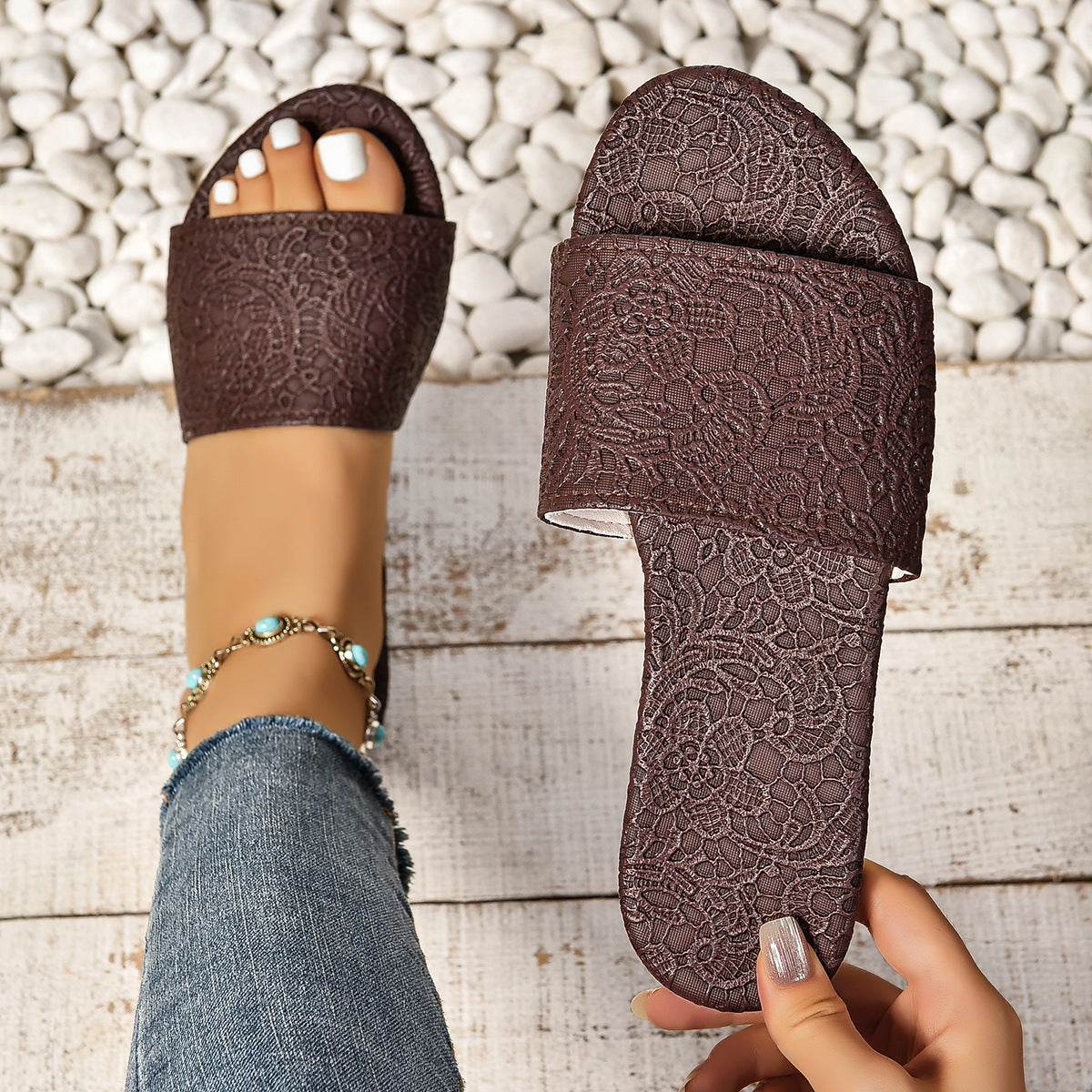 Buycenter Retro Flat Sandals for Women - Summer Non-slip Beach Slippers - Buy Center