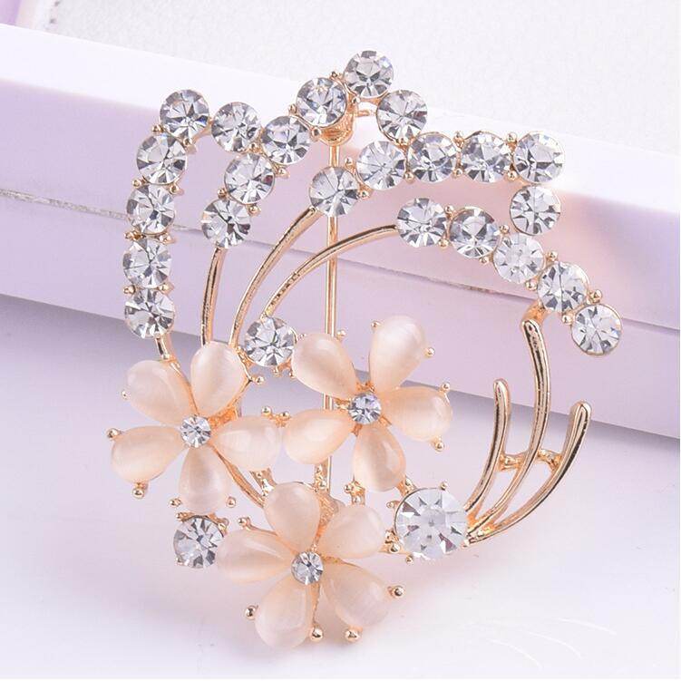 High-End Flower Corsage Opal Vintage Brooch - Elegant Wedding Accessory - Buy Center
