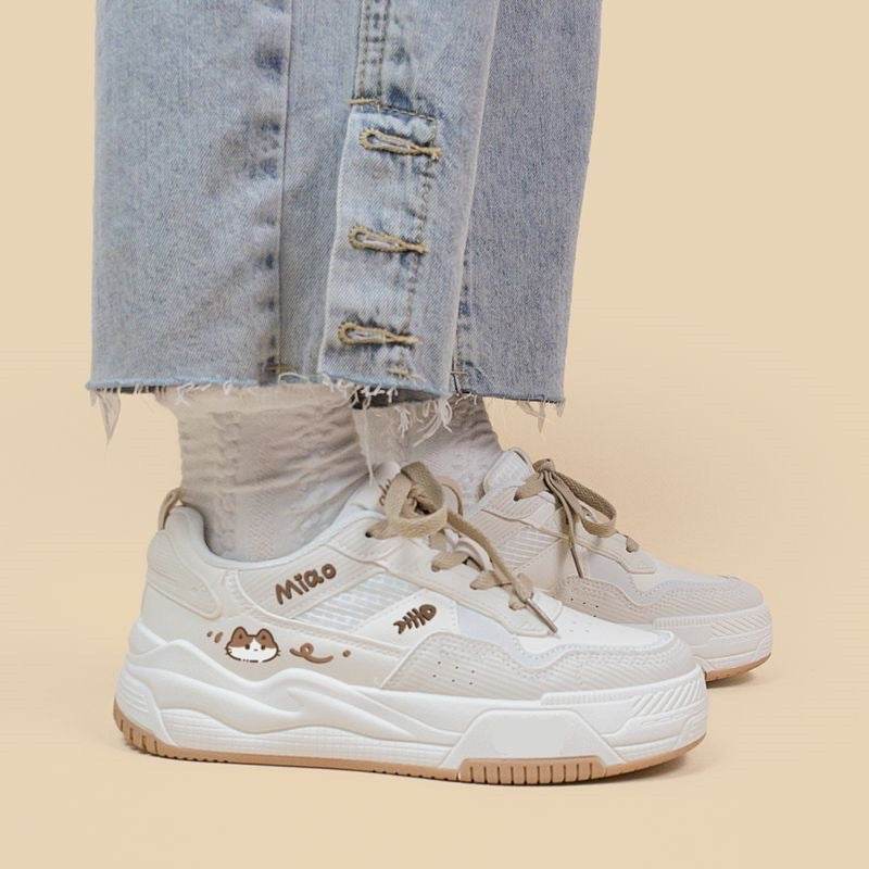 Soft Bottom Khaki Flats - Cute Lace-Up Board Shoes for All-Day Comfort - Buy Center