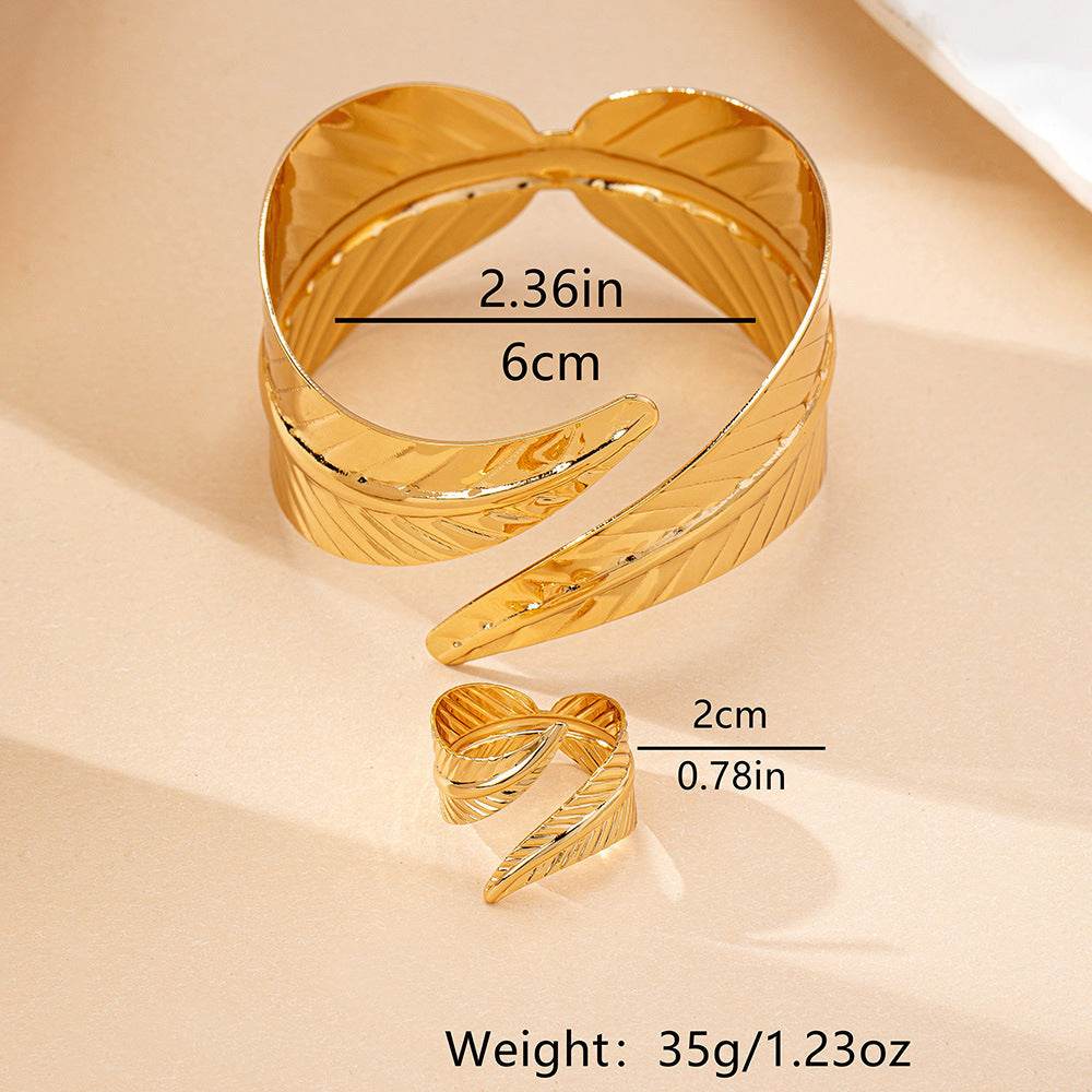 Women's Alloy Geometry Open Bracelet - Stylish Love Heart Design 2025 - Buy Center