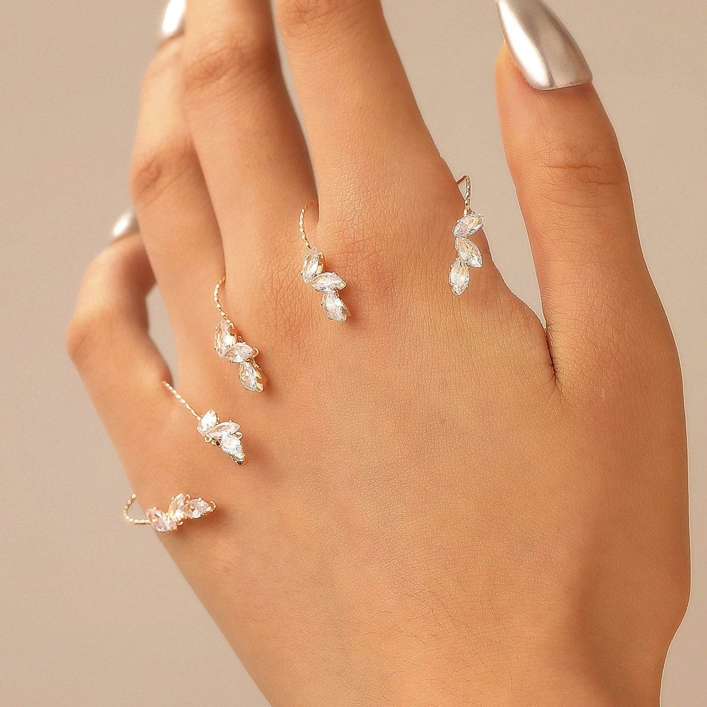 Buycenter Simple Zircon Leaves Finger Chain - Elegant Body Jewelry for Women - Buy Center