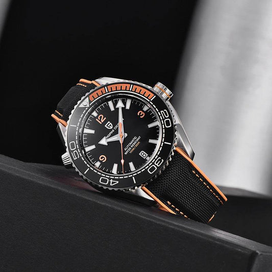 Stylish Men's Mechanical Watch - Rotatable Bezel & Luminous Hands - Buy Center