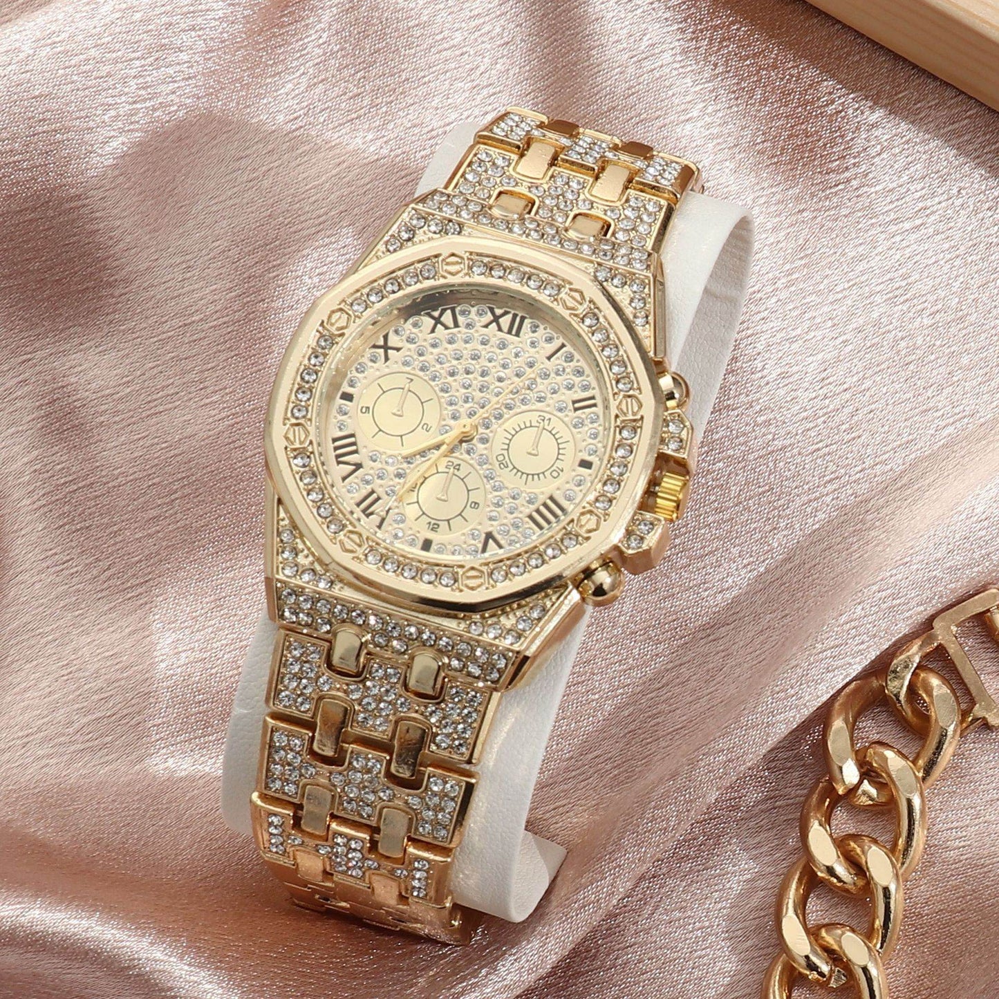 Men's Diamond Large Dial Quartz Watch - Stylish, Lightweight Design 2025 - Buy Center