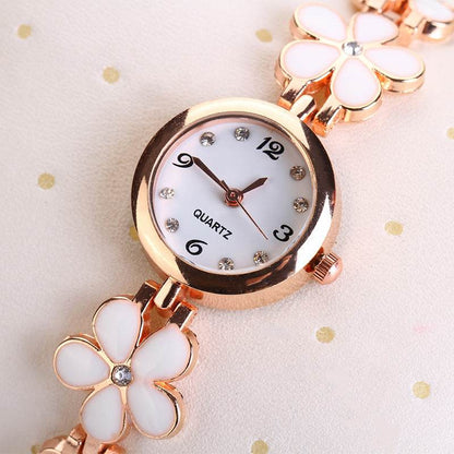 Buycenter Luxury Flower Strap Watch - Casual Fashion Quartz Bracelet - Buy Center