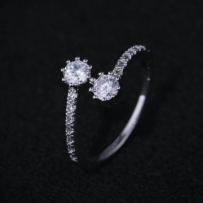Luxurious Zircon Ring - Elegant Engagement & Wedding Jewelry 2025 - Buy Center