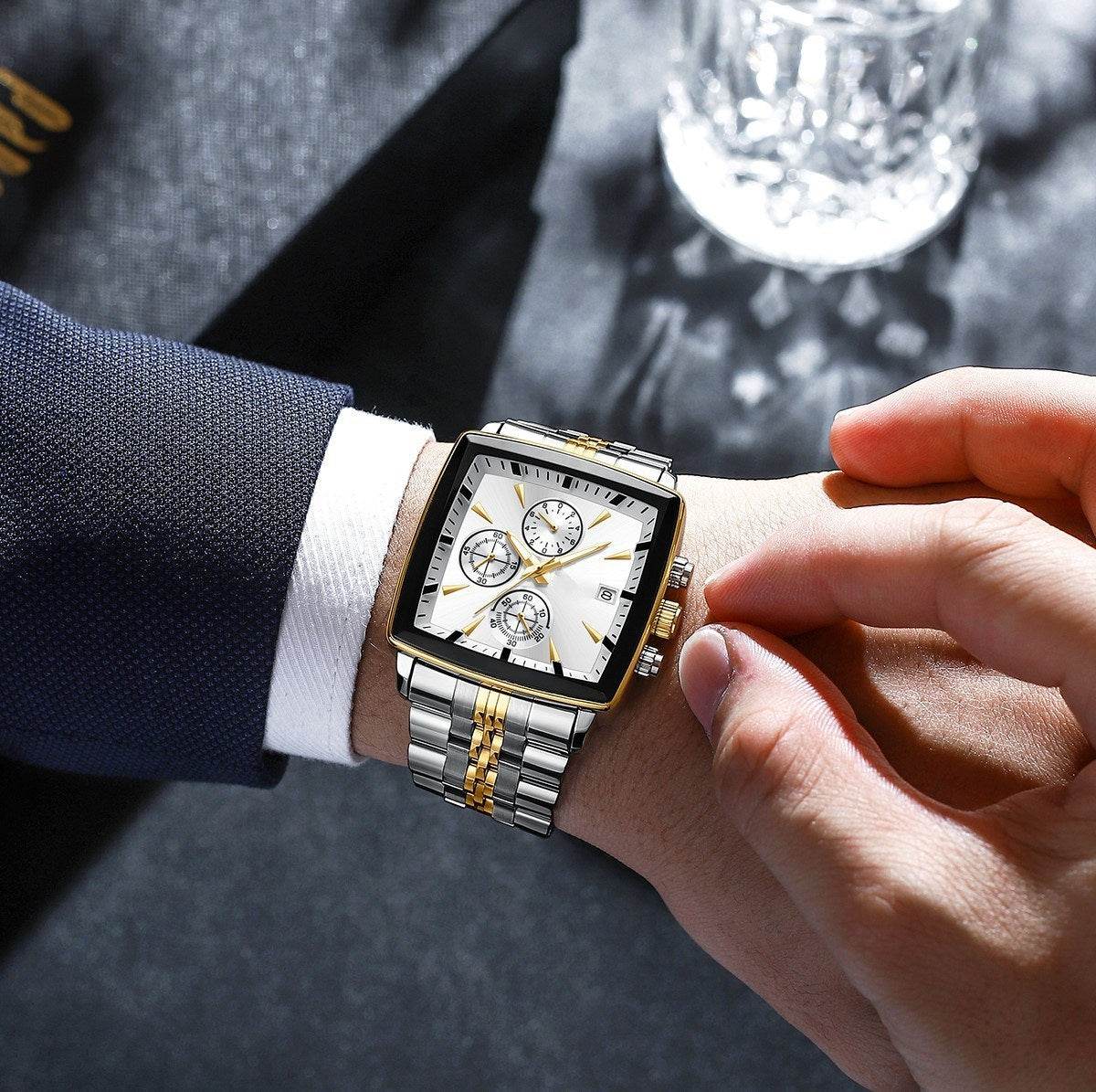 High-End Smart Men's Watch - Waterproof, Multifunctional & Stylish Glow - Buy Center