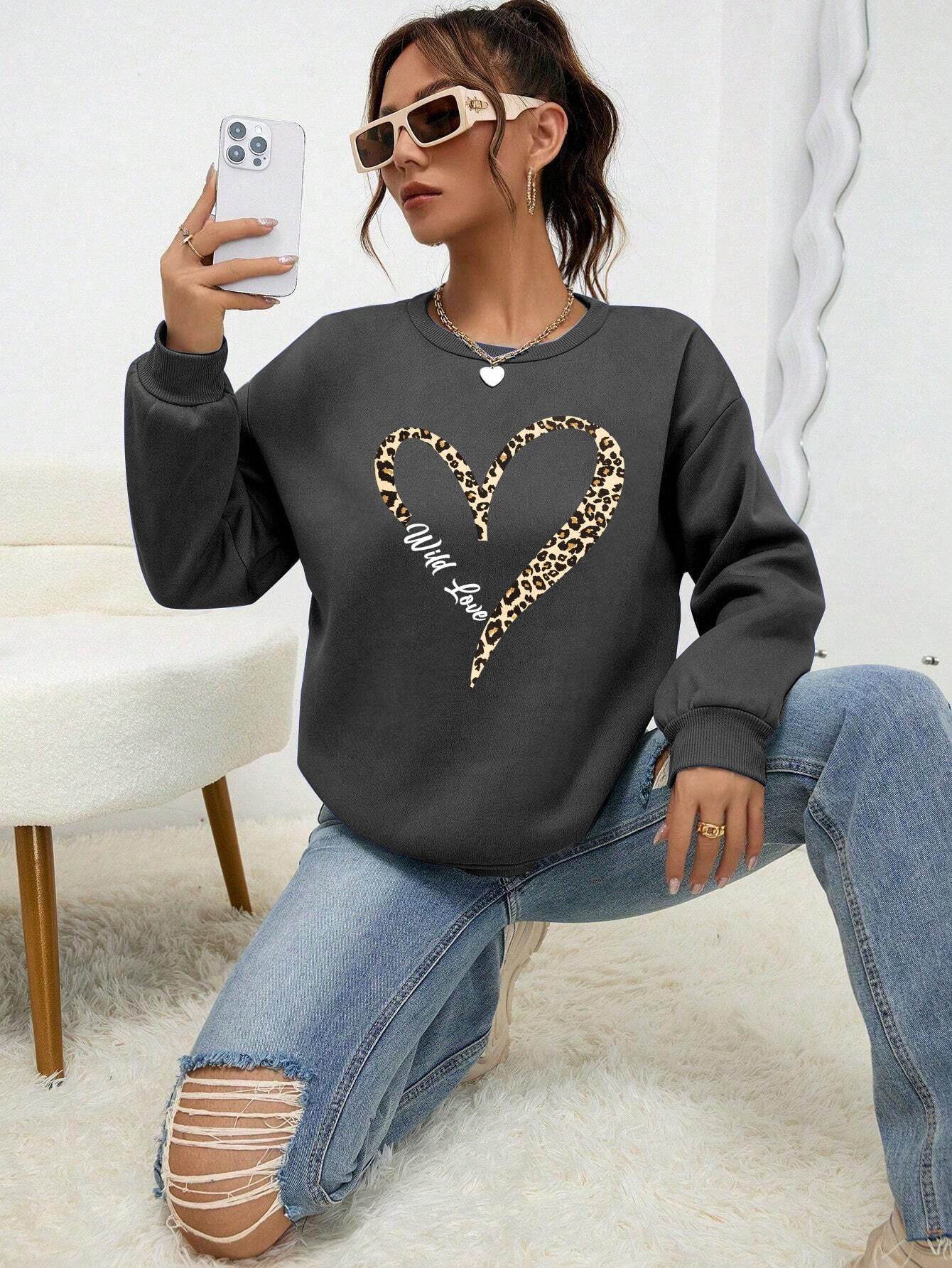 Leopard Wild Heart Pattern Sweatshirt Set - Trendy Pullover for Women - Buy Center