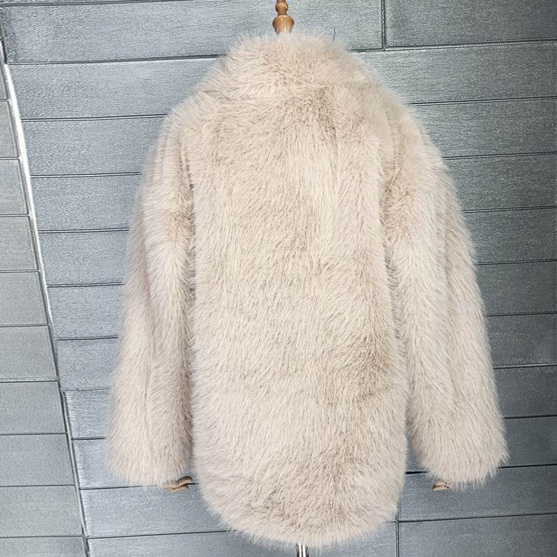 Buycenter Medium Length Fox Fur Coat - Stylish Street Trendsetter - Buy Center