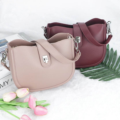 Vintage Saddle Women's Shoulder Messenger Bag - Stylish Cowhide Leather - Buy Center