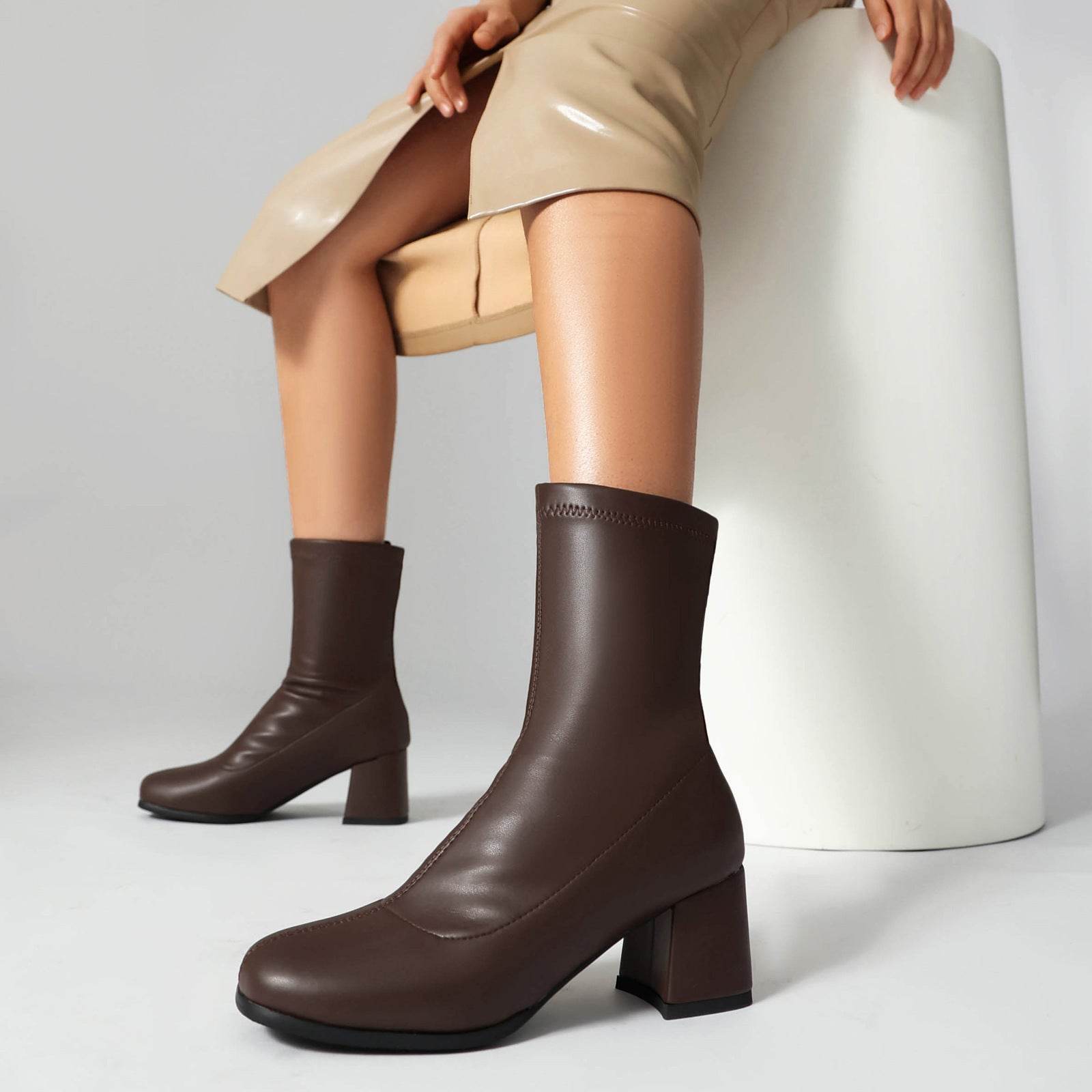 Elegant Plus Size Ankle Boots - Low Heel, Versatile Zipper for Style - Buy Center