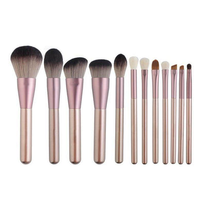 Premium Makeup Brush with Pink Clutch - Stylish Design for Flawless Finish - Buy Center