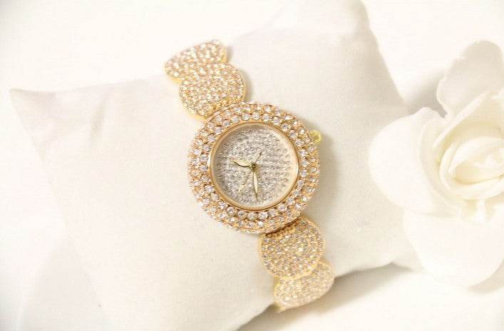 Buycenter Women's Steel Band Diamond Watch - Elegant Quartz Design - Buy Center