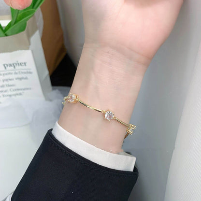 Exquisite Round Diamond Crystal Bracelet - Modern Luxury for Women - Buy Center