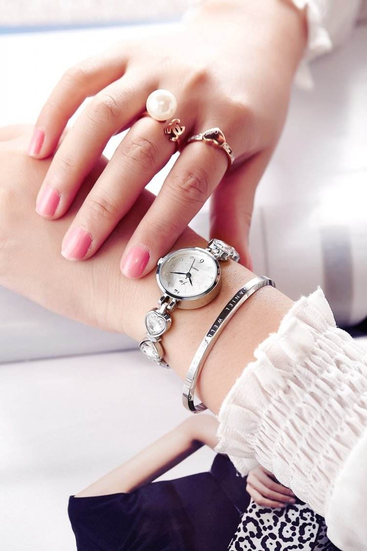 Buycenter Rhinestone Fashion Watch - Quartz Steel Belt for Women - Buy Center