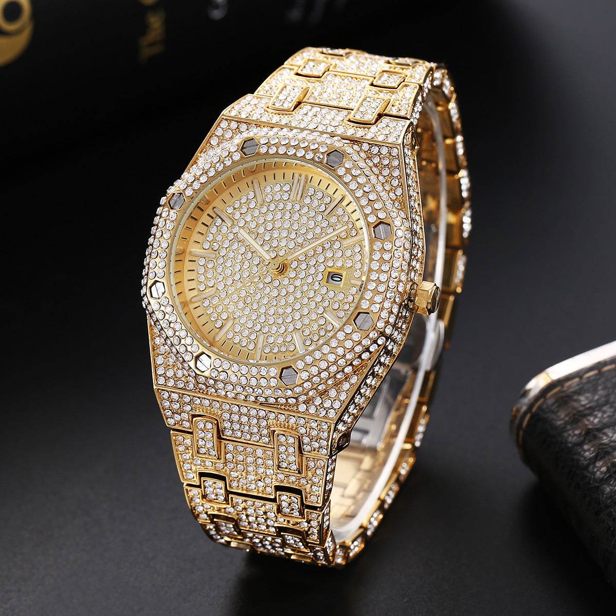 Men's Diamond Quartz Watch - Large Dial Fashion for Modern Style - Buy Center