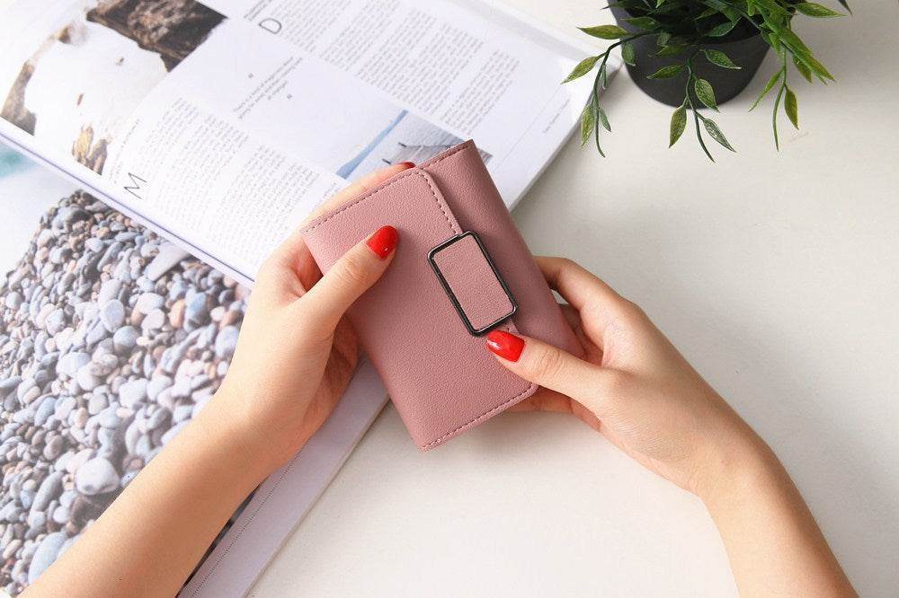 Women's Simple Plaid Wallet - Stylish PU Leather in Vibrant Colors - Buy Center