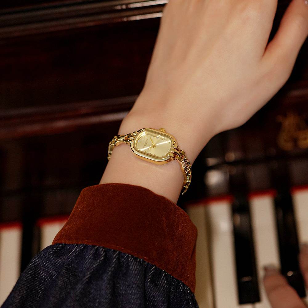 Medieval Small Golden Watch - Retro Oval Design, Lightweight Quartz Style - Buy Center