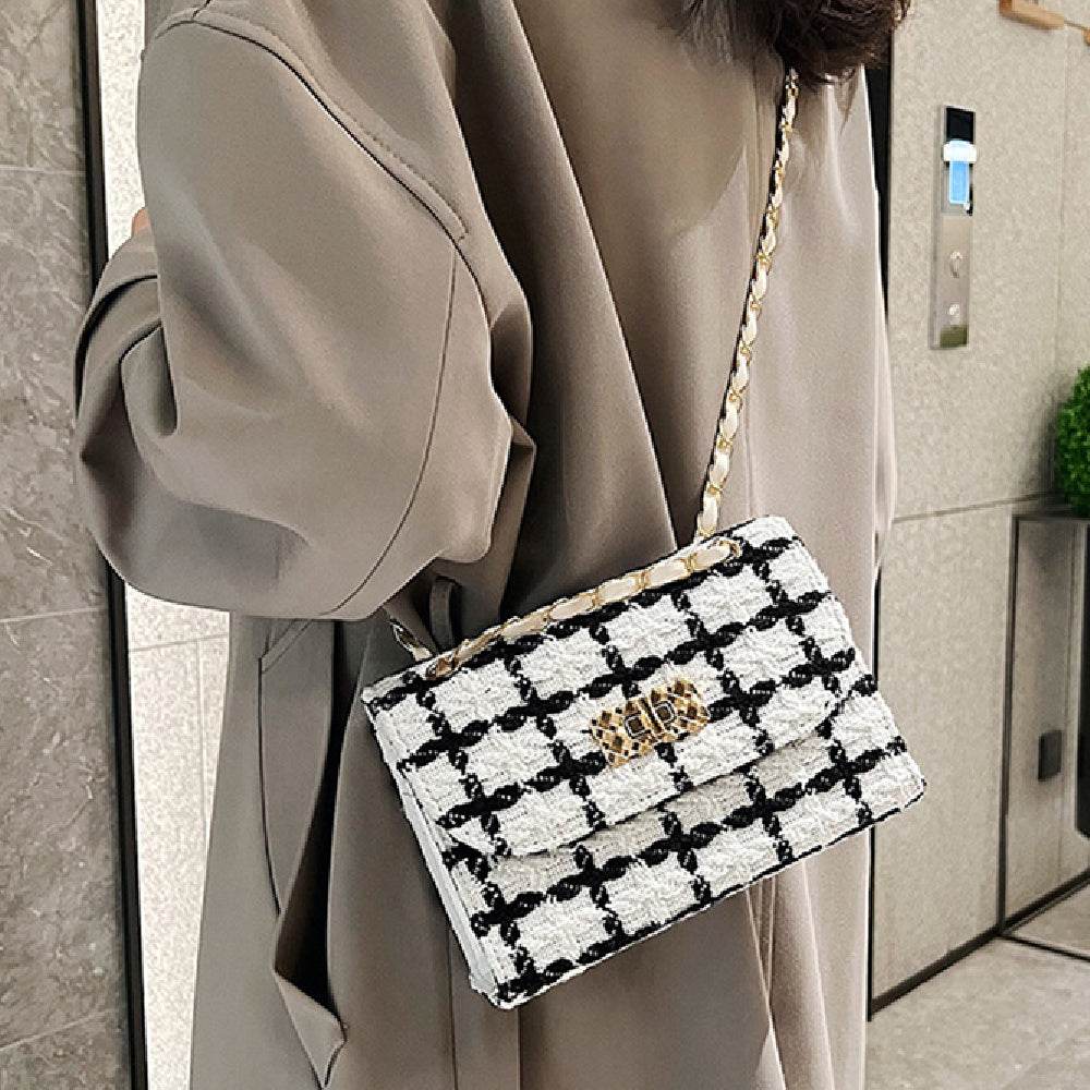 Buycenter Women's Trendy Chain Crossbody Bag - Stylish PU Fashion Accessory - Buy Center