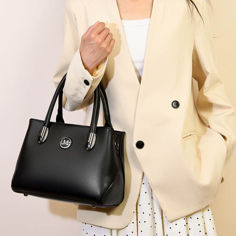 Buycenter Designer Crossbody Hand Bag - Stylish Retro Clutch for Daily Use - Buy Center